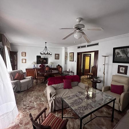 Amplio Apartamento Plaza Nueva Siviglia Esterno foto