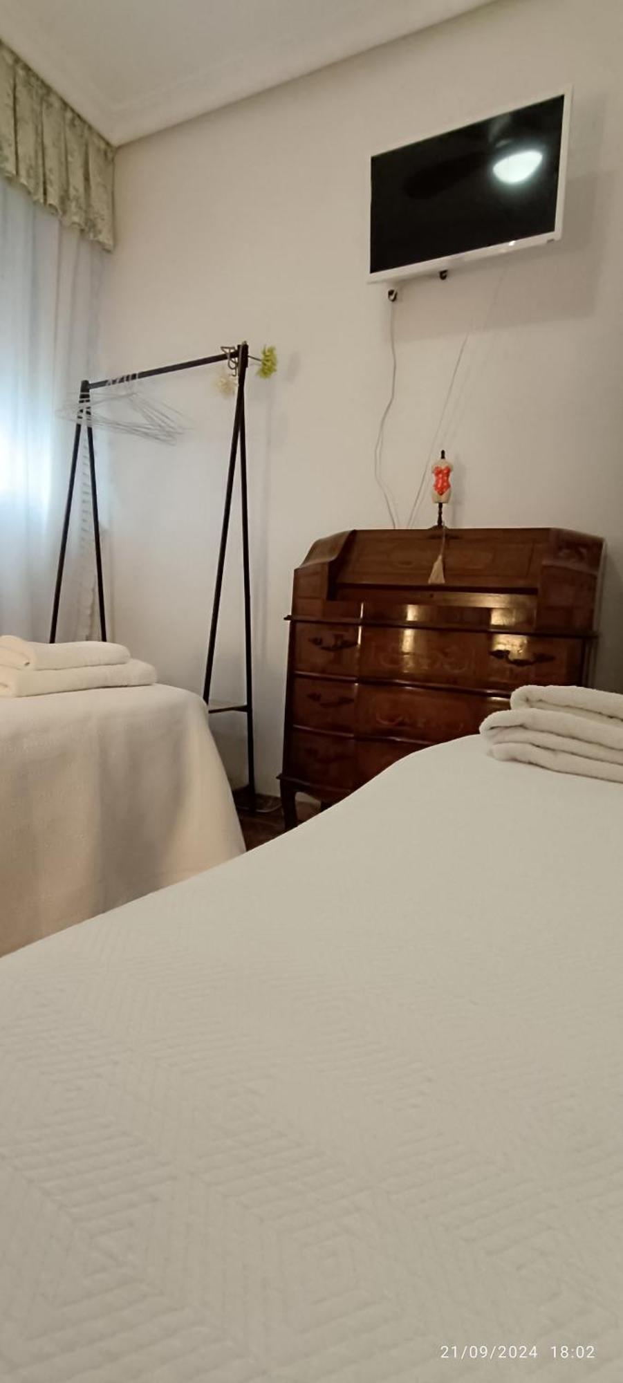 Amplio Apartamento Plaza Nueva Siviglia Esterno foto