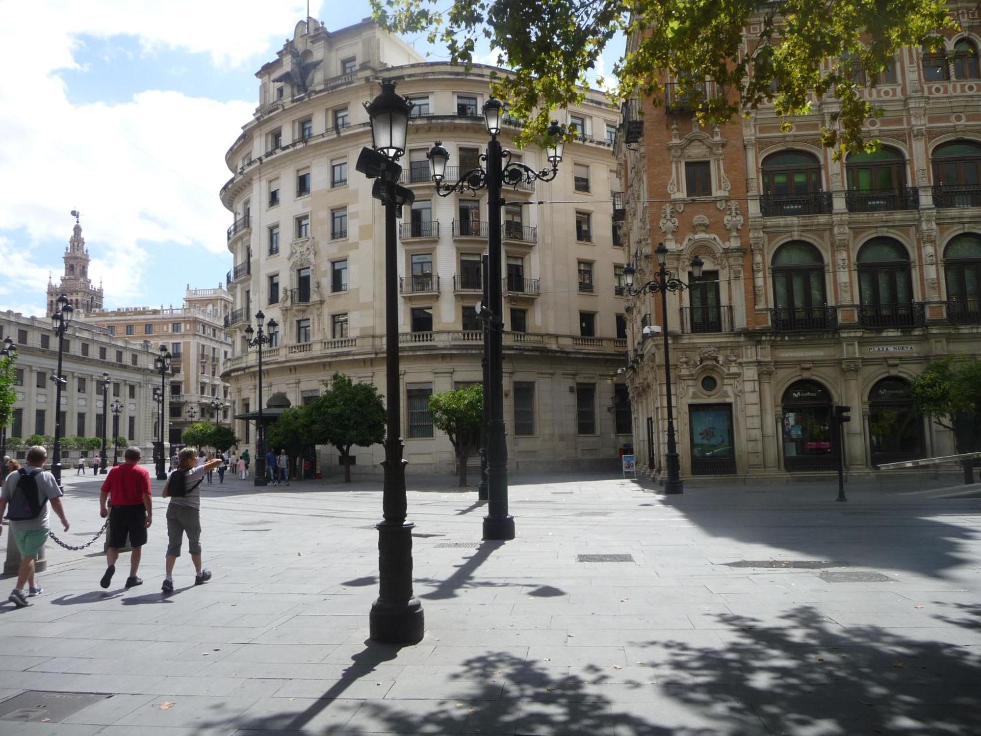 Amplio Apartamento Plaza Nueva Siviglia Esterno foto