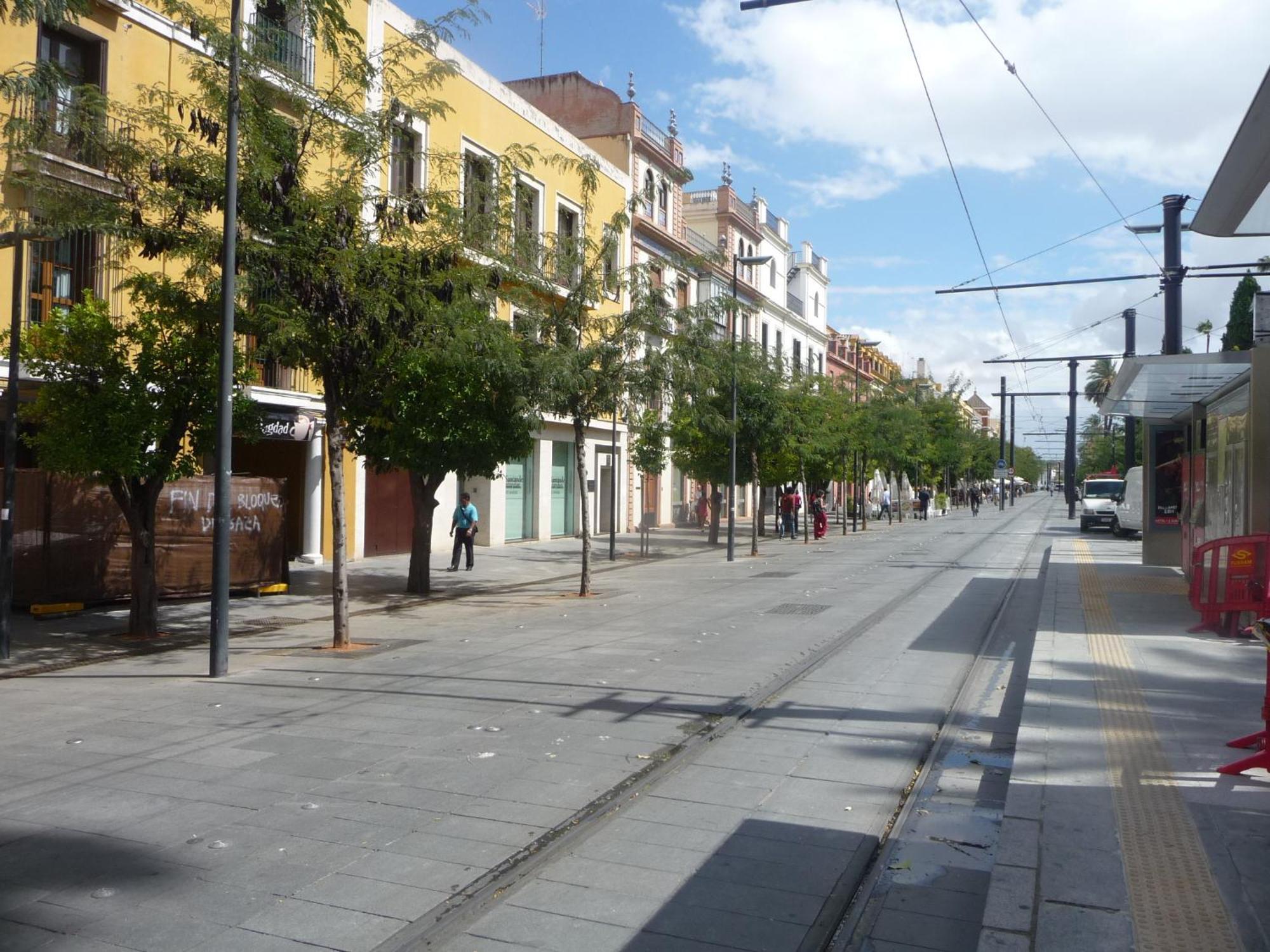 Amplio Apartamento Plaza Nueva Siviglia Esterno foto