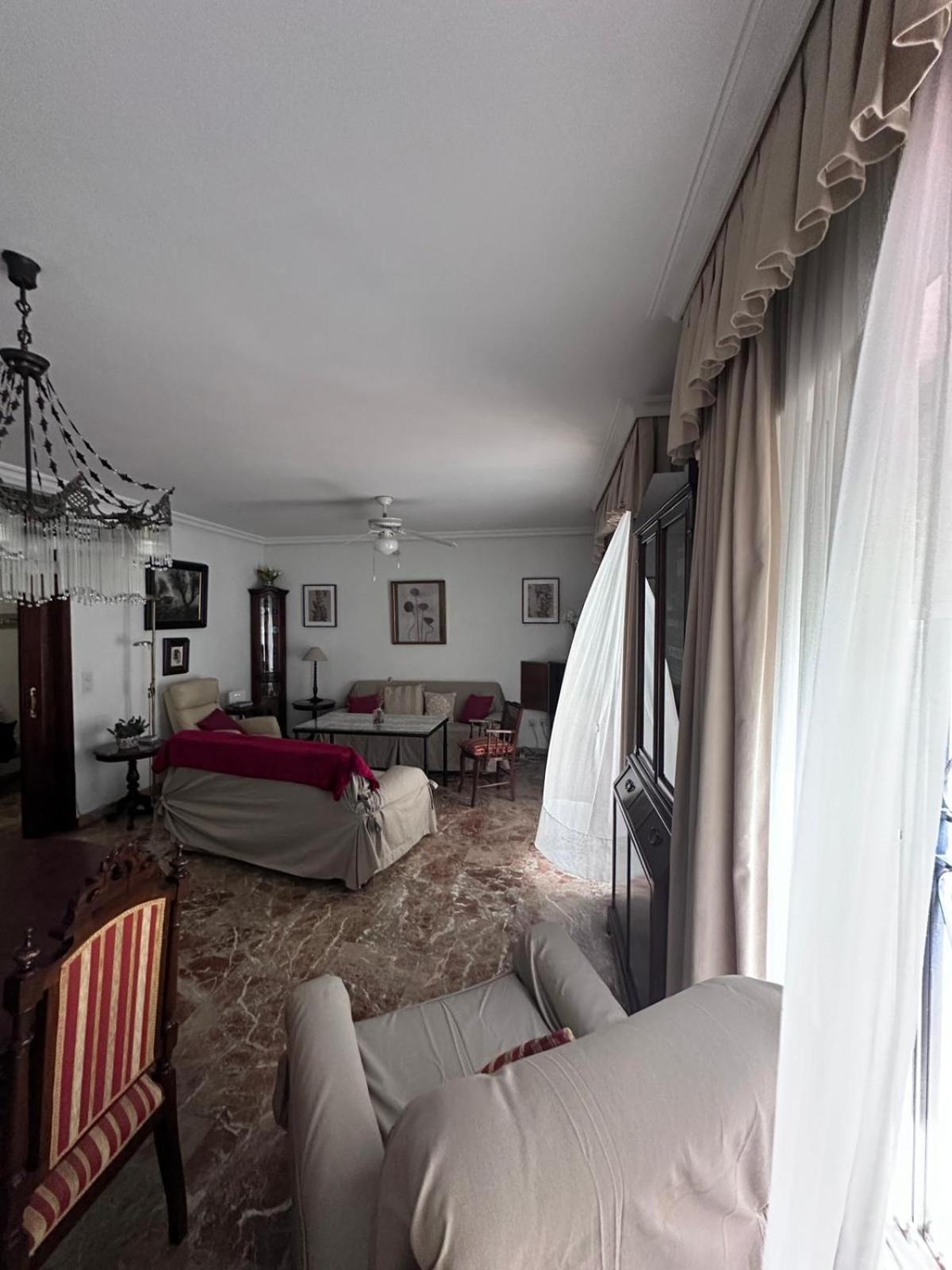 Amplio Apartamento Plaza Nueva Siviglia Esterno foto
